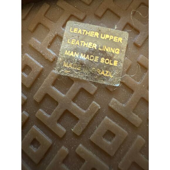 Tory Burch Miller Sandals Yellow Patent Leather Logo Medallion Thong Flats 8 - Picture 6 of 8